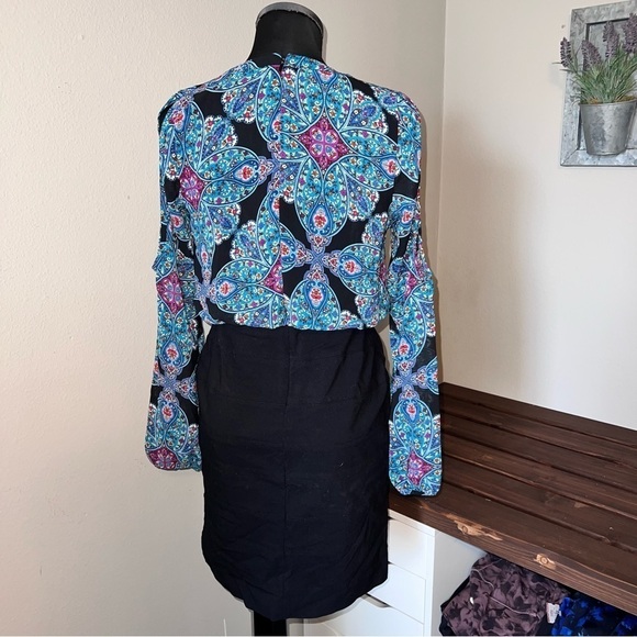 ✨ Nicole by Nicole Miller Cold Shoulder Dress Bold Paisley size 6 - Picture 3 of 7